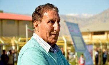 مربی تیم فوتبال نفت مسجدسلیمان: به کوری چشم آقایان تیم را نگه می‌داریم!