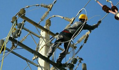 پرداخت خسارت ناشی از نوسانات برق حذف شده است    