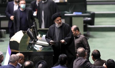 افزایش سن بازنشستگی؛ بمب بی صدای بودجه ۱۴۰۲ یا جلوگیری از انفجار صندوق‌های بازنشستگی؟!