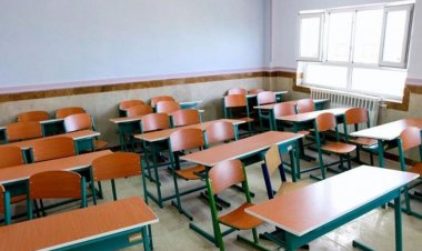 مدارس شهرستان «آباده» چهارشنبه غیرحضوری است