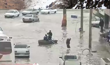 قایق سواری در خیابان های زابل