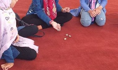 ببینید | یه قل دو قل سفیر مالی با بانوان ایرانی!