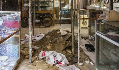 سقف بازار قیصریه اصفهان فروریخت!