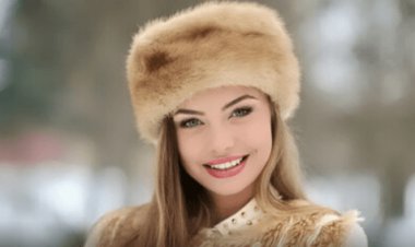 ببینید| مهمان جنجالی کنگره زنان، بدون حجاب در یک رستوران