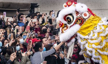 تصاویر| جشن آغاز سال نو چینی در نقاط مختلف جهان