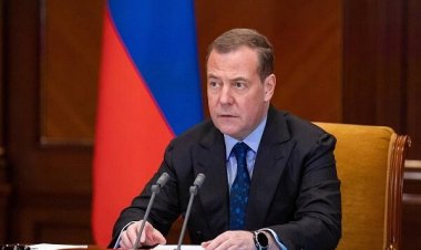 مدودف: جهان به خطر بروز جنگ جهانی سوم نزدیک شده است