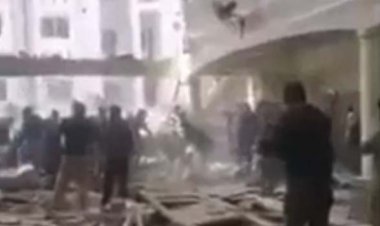 50 کشته و 150 زخمی در انفجار مسجدی در پاکستان    