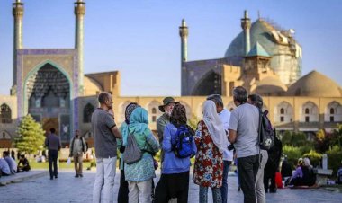 رئیس جامعه تورگردانان: فرصت معرفی ایران از دست رفت