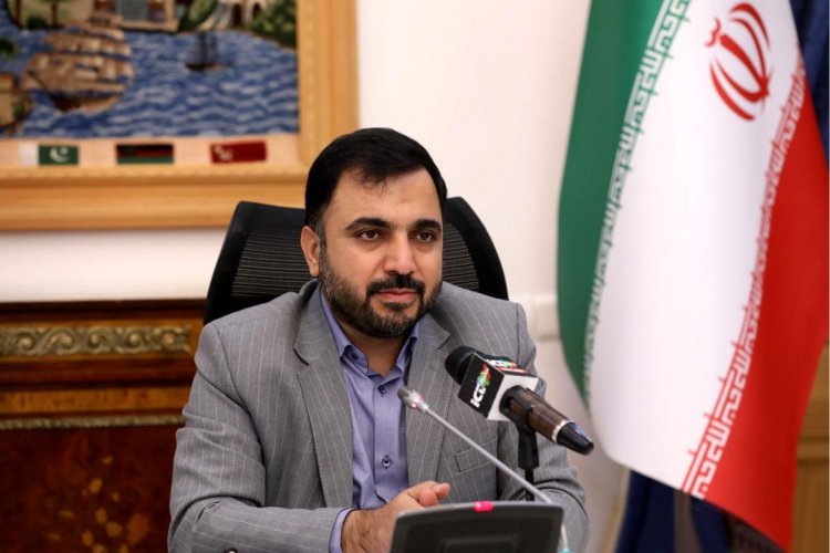 اعتراف آقای وزیر: اینترنت ماهواره‌ای در ایران فعال شده!