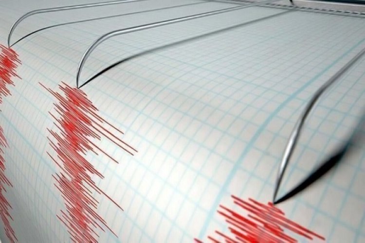 زلزله‌ای ۷.۷ ریشتری در شرق اندونزی