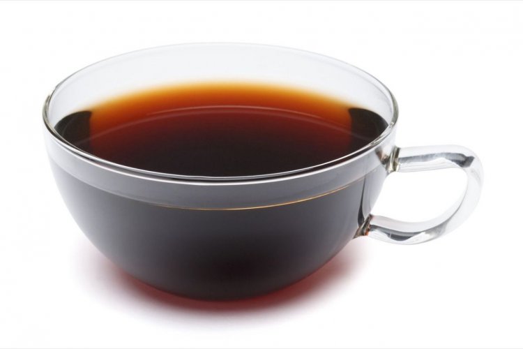چرا نوشیدن چای پر رنگ مضر است؟