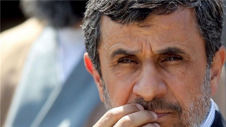 سکوت احمدی نژاد؛ رازش چیست؟