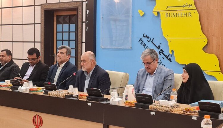 استاندار بوشهر: واگذاری پست مدیریتی به بانوان افزایش می‌یابد