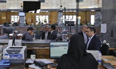 تغییر ساعت کار ادارات فارس یک هفته تمدید شد