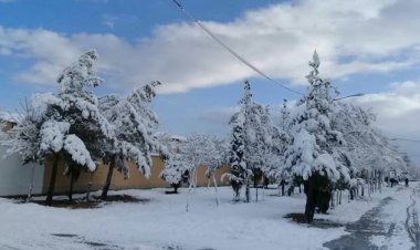 سه روز برفی و بارانی همراه با یخبندان در راه استان فارس