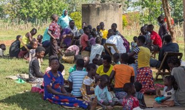 ببینید| جاذبه گردشگری؛ تماشای زندگی پدری که ۱۰۲ فرزند دارد!