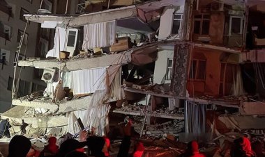 ریزش ساختمانی پس از زلزله جدید در دیاربکر ترکیه