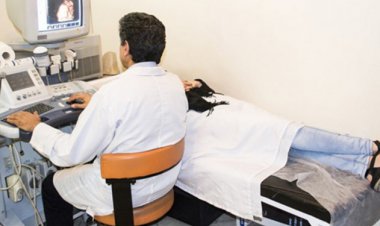 واکنش وزیر بهداشت به سونوگرافی بانوان توسط آقایان