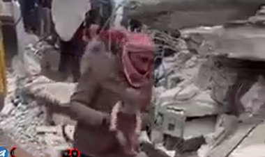 فیلم| تولد نوزاد سوری زیر آوار در جندیرس/ مادر فوت کرد