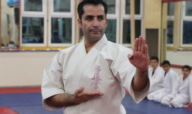 درخواست قهرمان جهان:  صاحبان صنعت و اقتصاد فارس به كمك ورزش استان بيايند