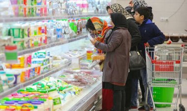 خرید مواد غذایی به نصف رسیده است و حتی زیر نصف!