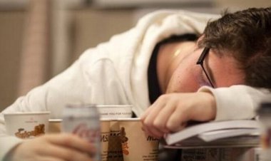 حس خستگی نشانه کمبود کدام ماده غذایی در بدن است؟