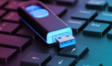 اینفوگرافیک| ۶ نکته مهم در خرید فلش مموری که بی‌جهت گران یا ارزان نخرید