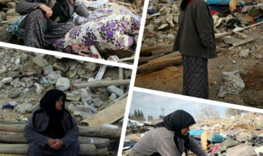 مادری که خرابه‌های خانه‌اش را رها نمی‌کند