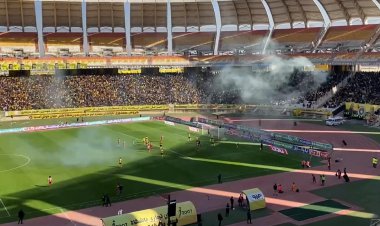 ببینید| فضای ملتهب نقش جهان بعد از اعلام پنالتی به سود پرسپولیس