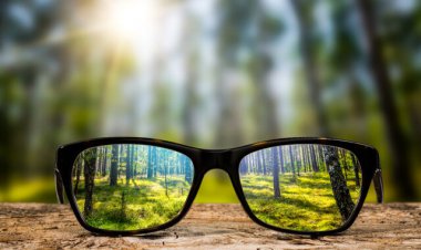 نقش نور خورشید در نزدیک‌بینی