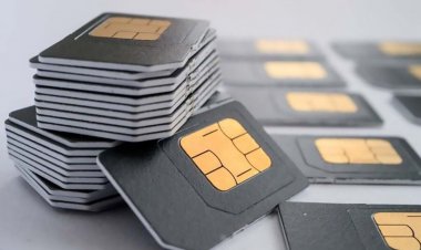 عکس| ماجرای عجیب تعویض سیمکارت با خودرو