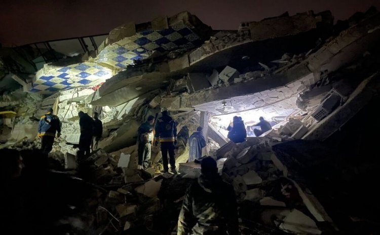 جان باختن خواهر نخست وزیر سوریه و 11 فرزند و نوه اش در زلزله