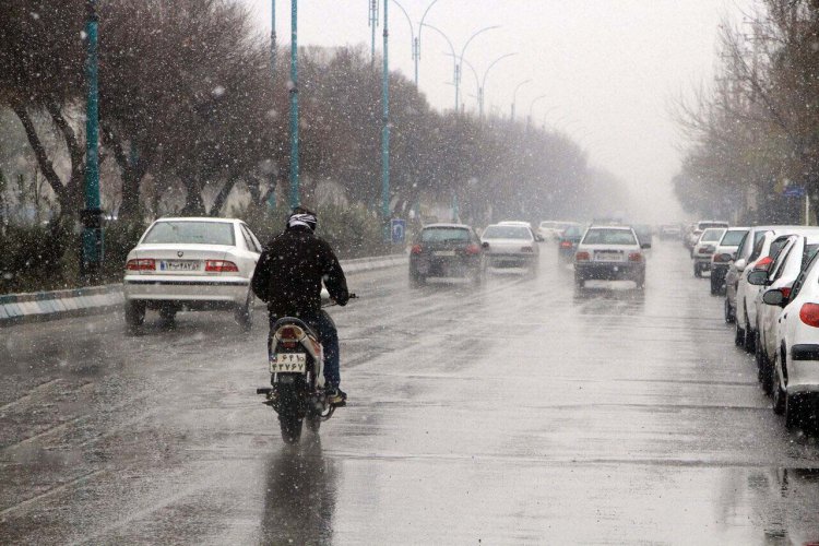  "طوفان لحظه‌ای" در راه اصفهان