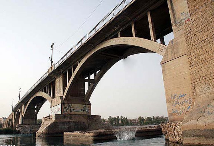 فاجعه‌ای تاریخی در راه؛ پل قدیم دزفول به خاطره‌ها می‌پیوندد؟