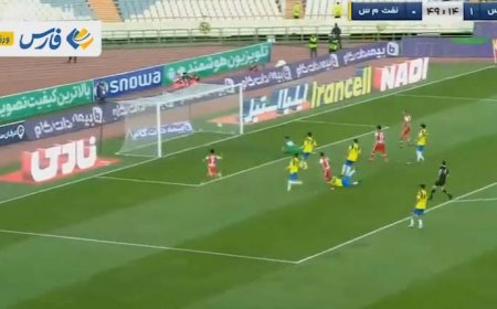 گل دوم پرسپولیس به نفت مسجد سلیمان توسط ترابی