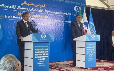 اسلامی: سفر گروسی پیام‌آور برقراری ارتباطات است