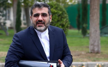 تاکید دوباره  وزیر ارشاد: هیچ مشکلی برای بازگشت هنرمندان به داخل کشور وجود ندارد