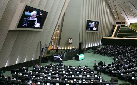 مخالفت مجلس با پلکانی شدن افزایش حقوق در سال آینده