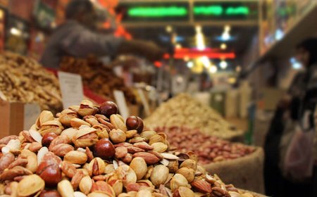 ببینید| انتقاد مجری صداوسیما به گرانی بی‌سابقه آجیل شب عید