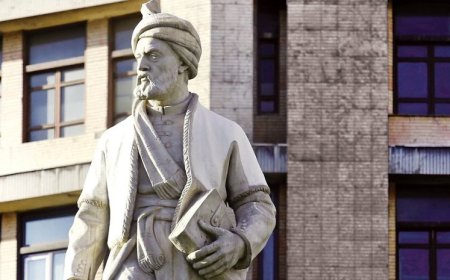 ایتالیایی‌ها به داد مجسمه فردوسی می‌رسند 