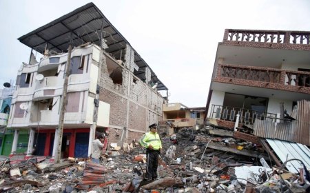 فیلمی از لحظه زمین لرزه شدید اکوادور را ببینید