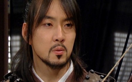 چهره جدید جومونگ در ۵۲ سالگی در کنار همسرش!