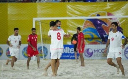 تیم ملی فوتبال ساحلی ایران فینالیست شد