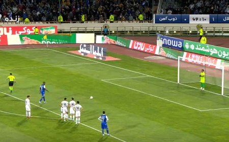 گل دوم استقلال به ذوب آهن توسط یامگا