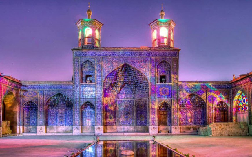 دنیای نور و رنگ در مسجد نصیر الملک شیراز