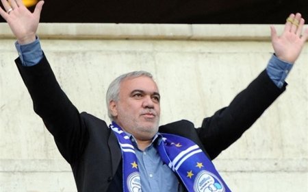 فتح‌الله‌زاده استعفا داد