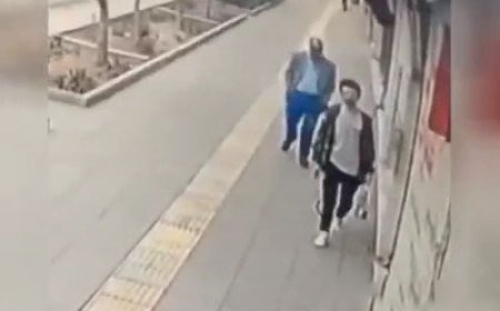 لحظه زورگیری از یک جوان در خیابان های‌ مشهد