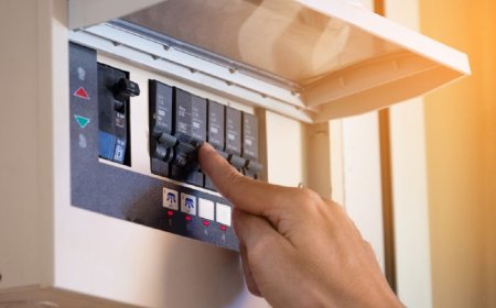 خاموشی سامانه‌های سرمایشی ادارات از ساعت ۱۲