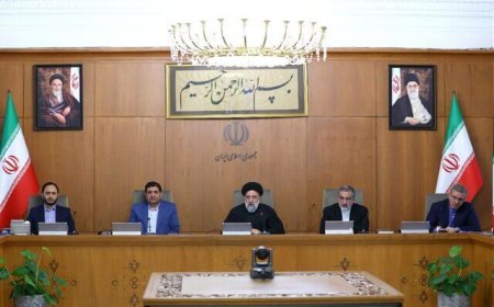 رئیسی: وزیر اقتصاد بر عملکرد صحیح بازار بورس نظارت کند