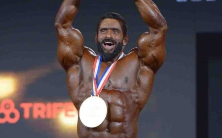 ببینید | لحظه اهدای جایزه به هادی چوپان، برترین ورزشکار  سال